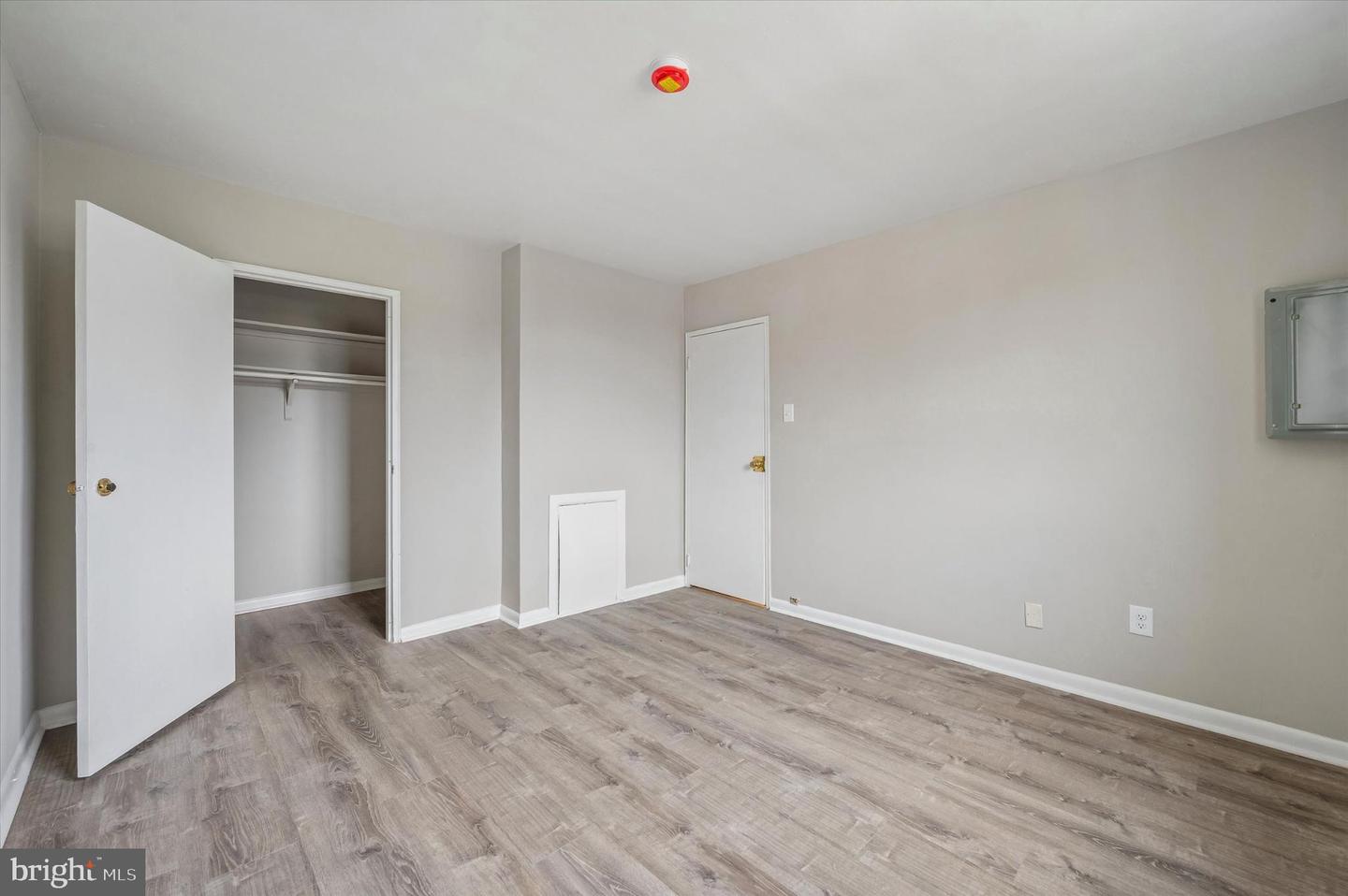 100 E Glenolden Ave #r-11 Property Photo 12