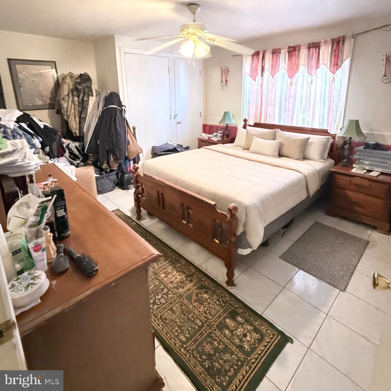 306 S Carol Blvd Property Photo 17