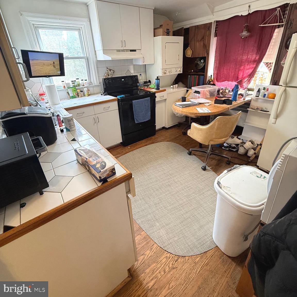 306 S Carol Blvd Property Photo 31
