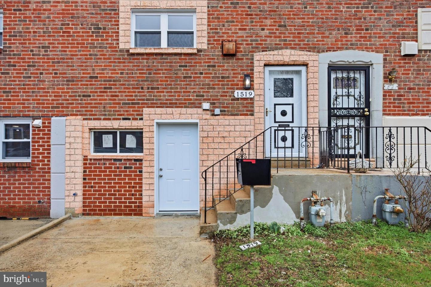 1519 Forrester Ave Property Photo 1