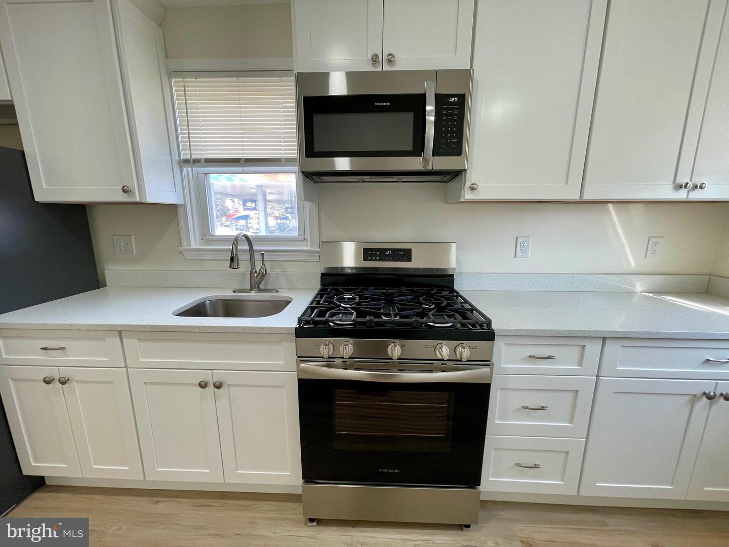 416 E Providence Rd #a Property Photo 4
