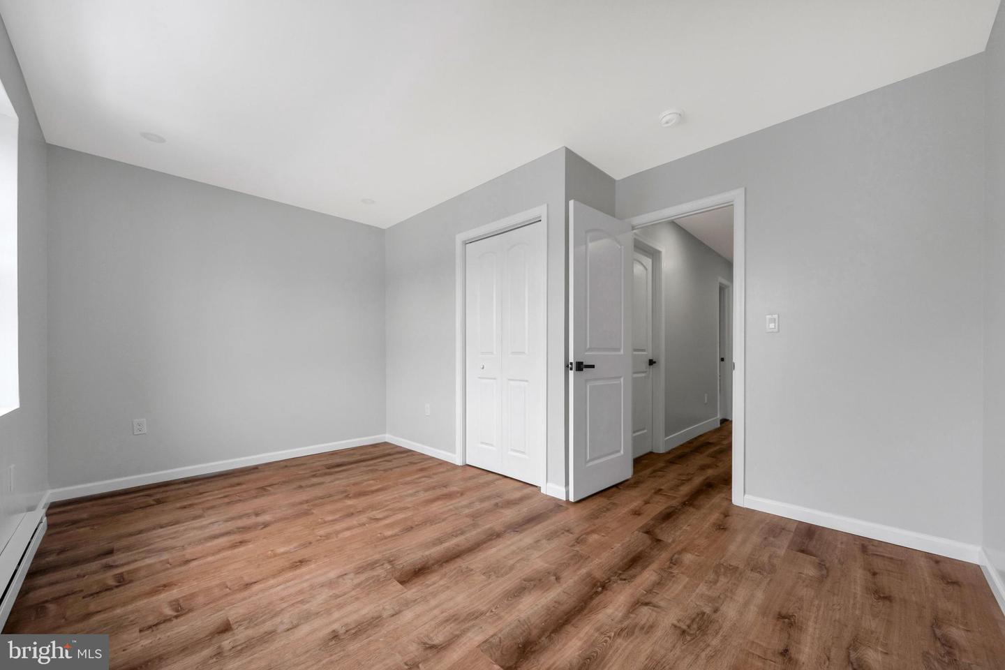1119 Thomas St Property Photo 9