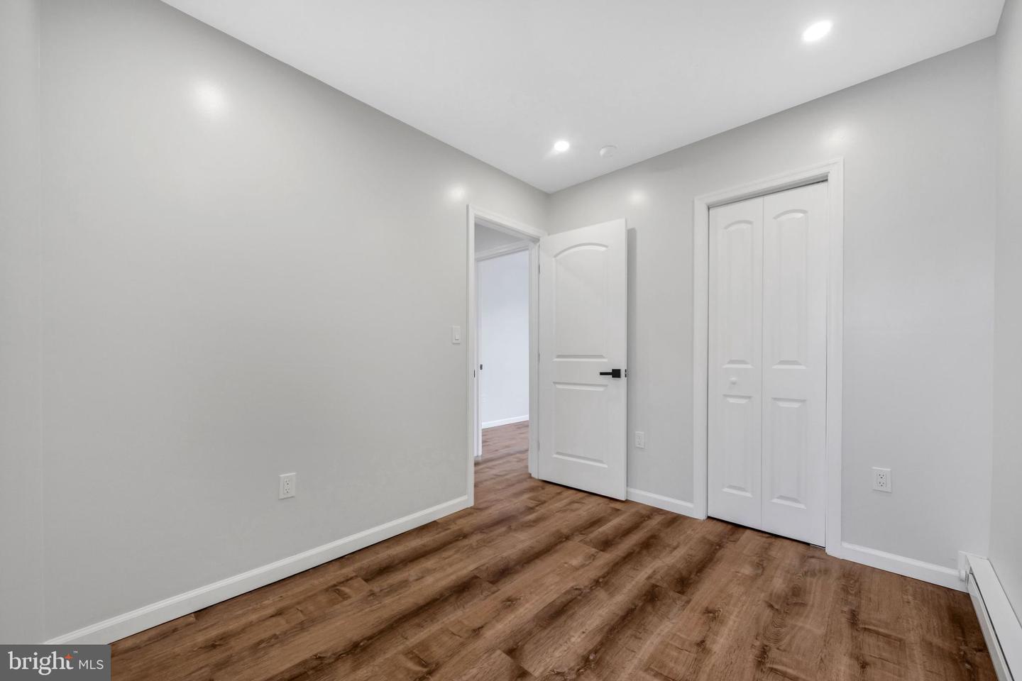 1119 Thomas St Property Photo 11