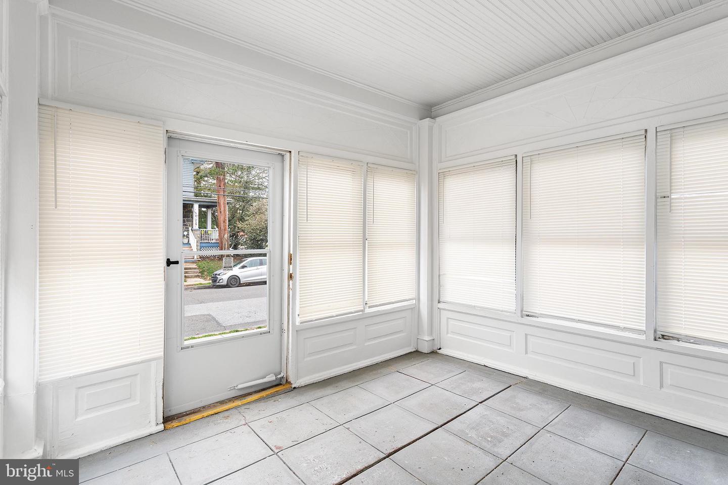 523 Collingdale Ave Property Photo 5