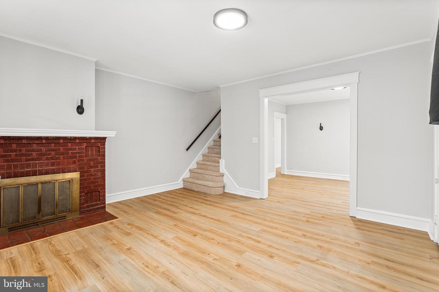 523 Collingdale Ave Property Photo 7