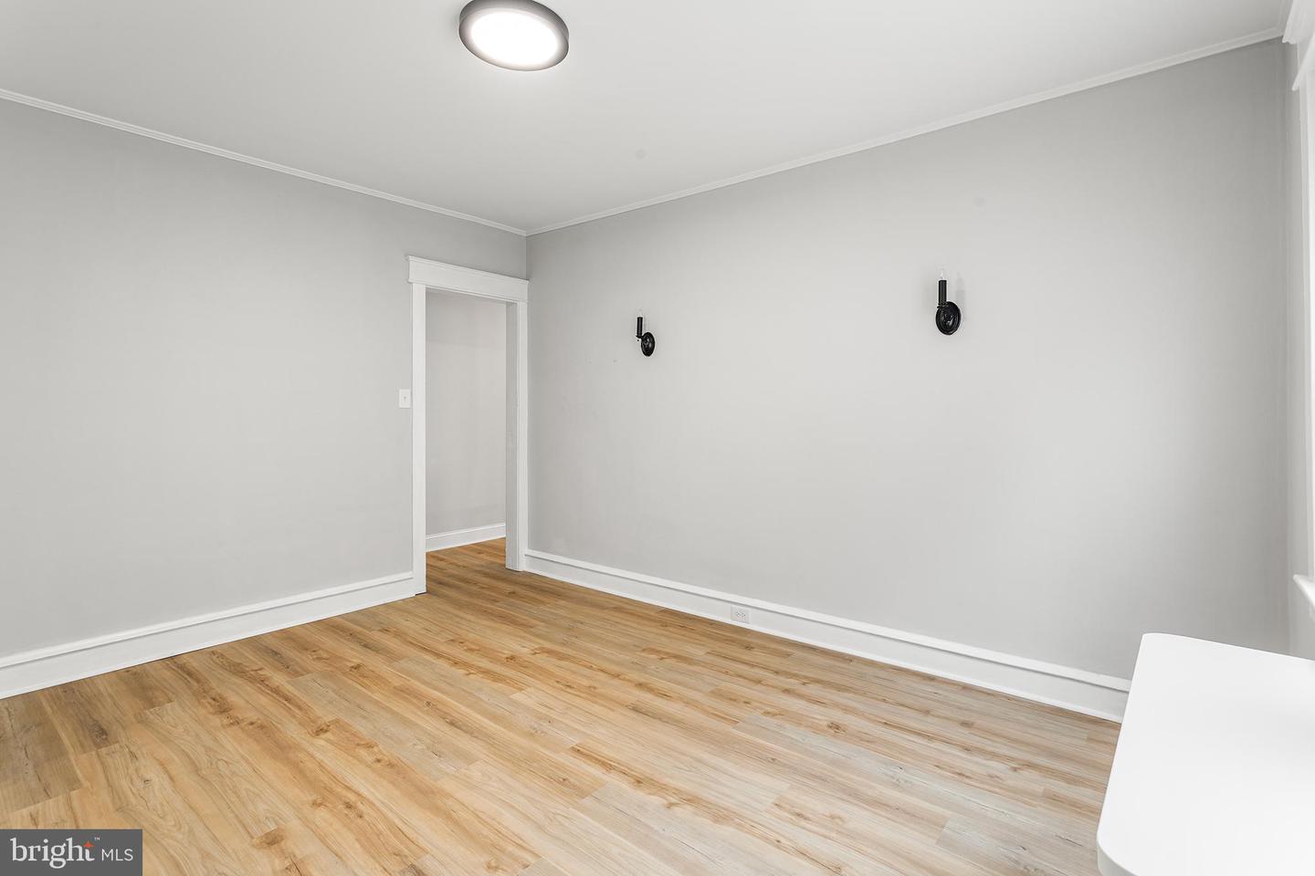 523 Collingdale Ave Property Photo 8