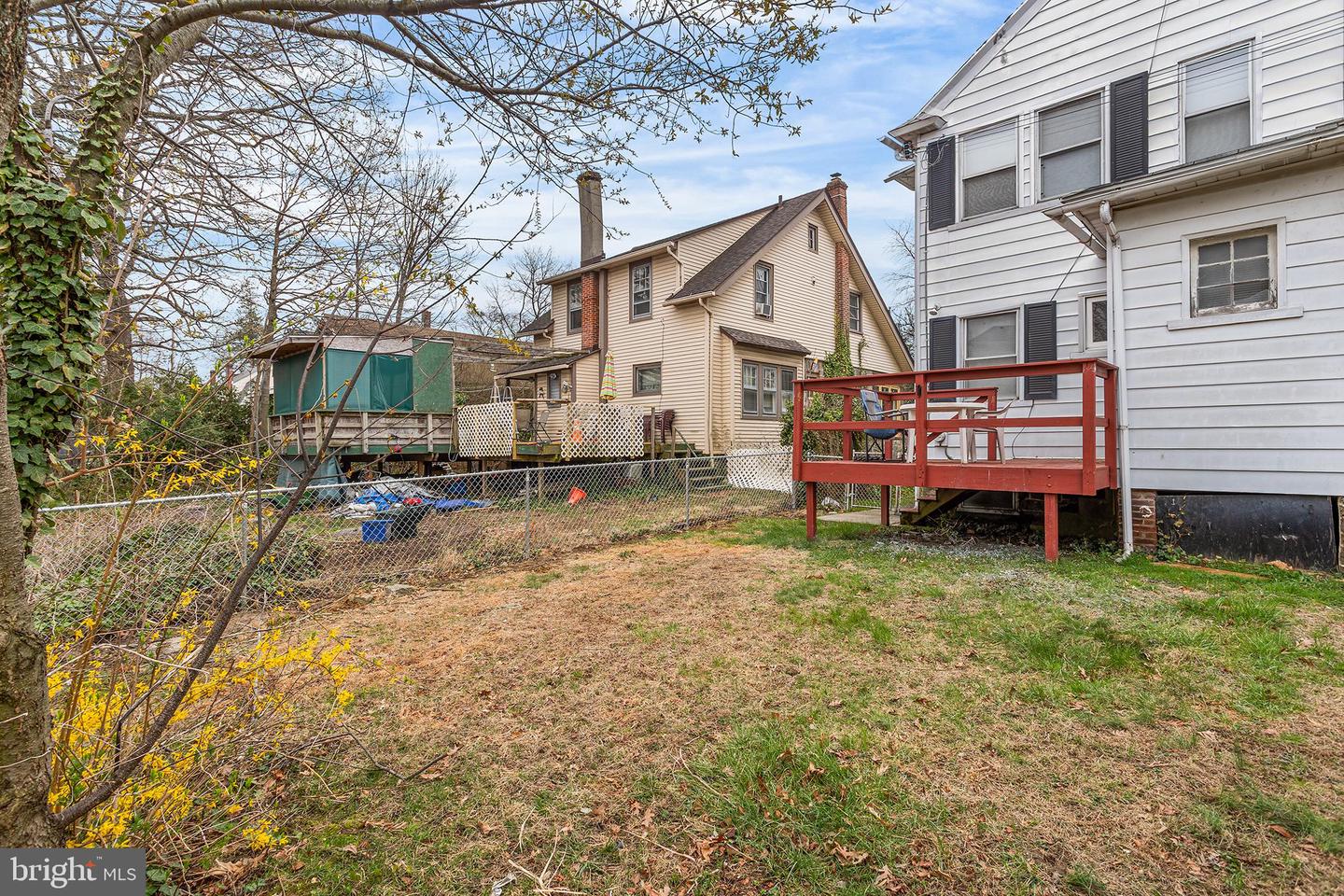 523 Collingdale Ave Property Photo 27