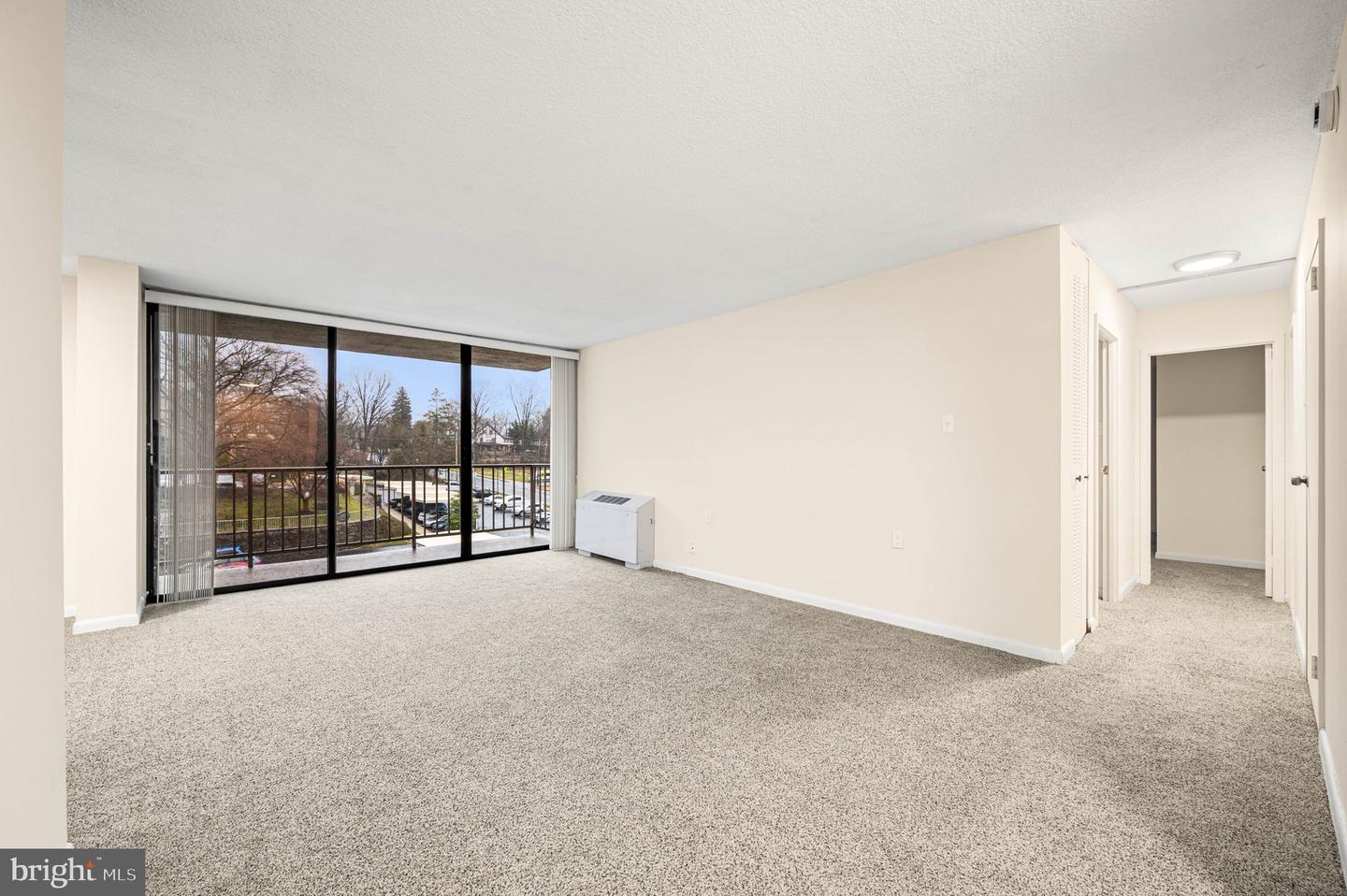 801 Yale Ave #610 Property Photo 2