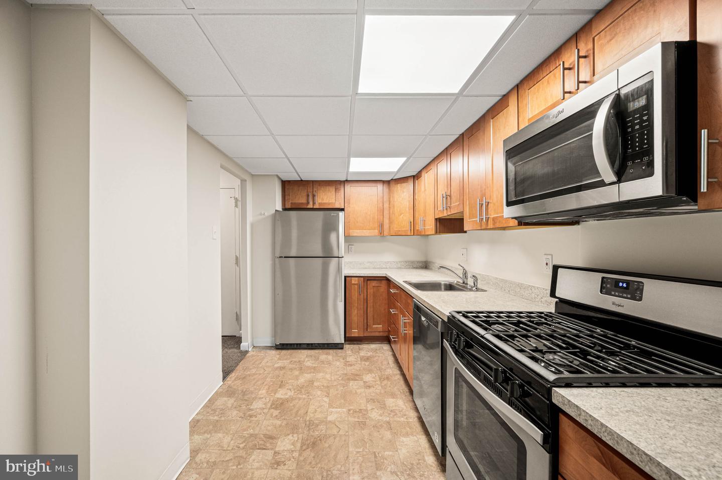 801 Yale Ave #610 Property Photo 12