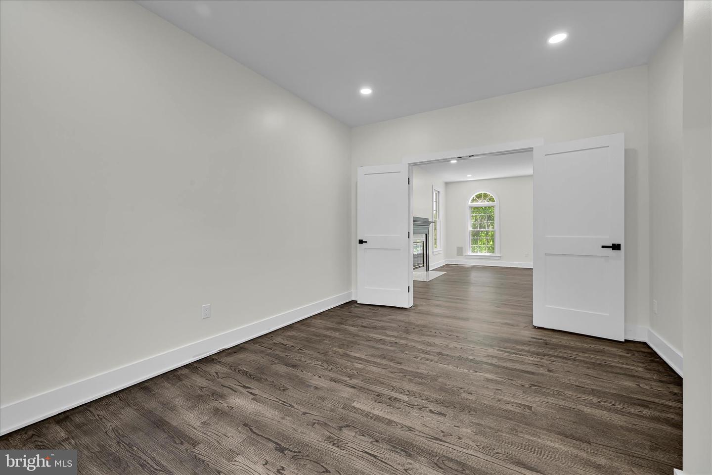 505 S Heilbron Dr Property Photo 28