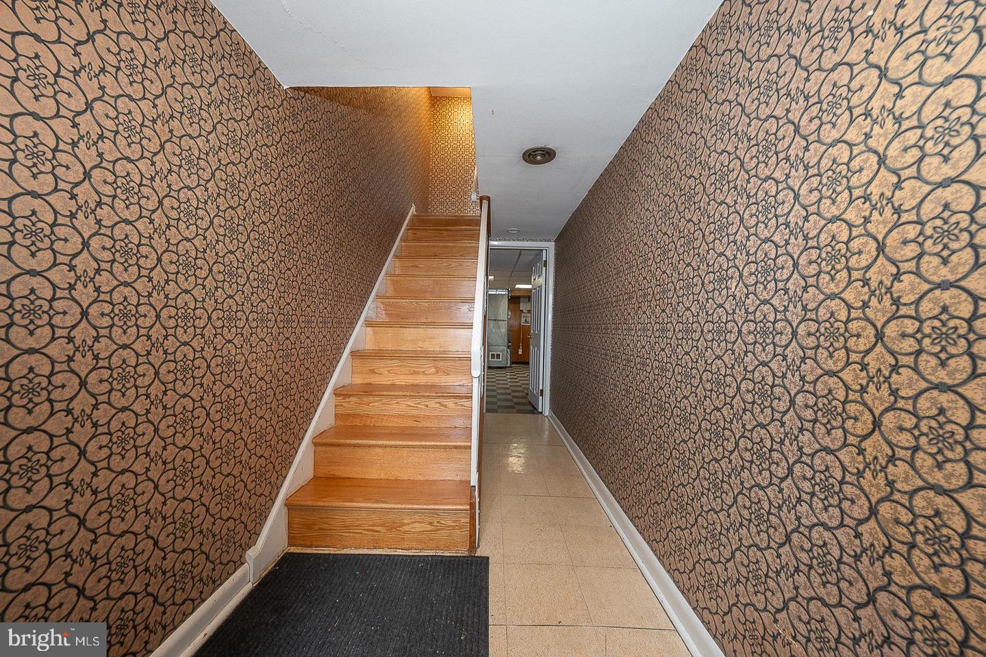 130 Ivy Ct Property Photo 3