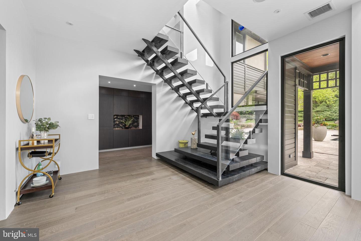 850 Lesley Rd Property Photo 14