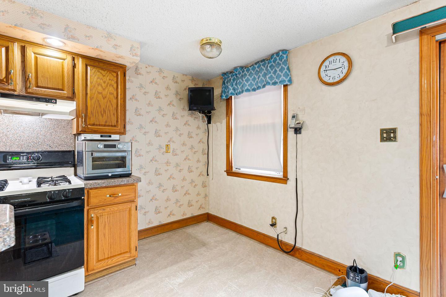 5226 Westbrook Dr Property Photo 6