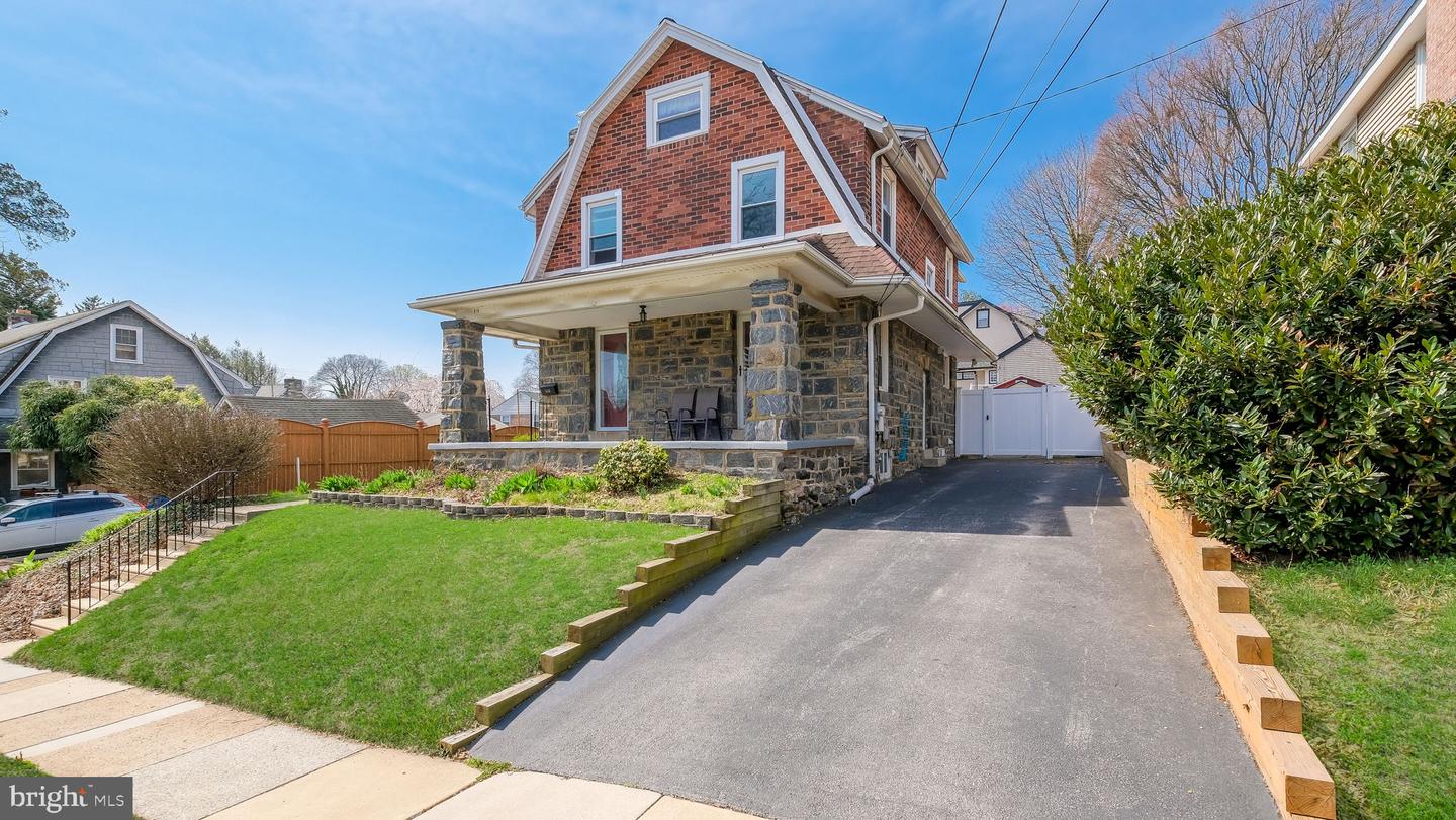 816 Foss Ave Property Photo 1