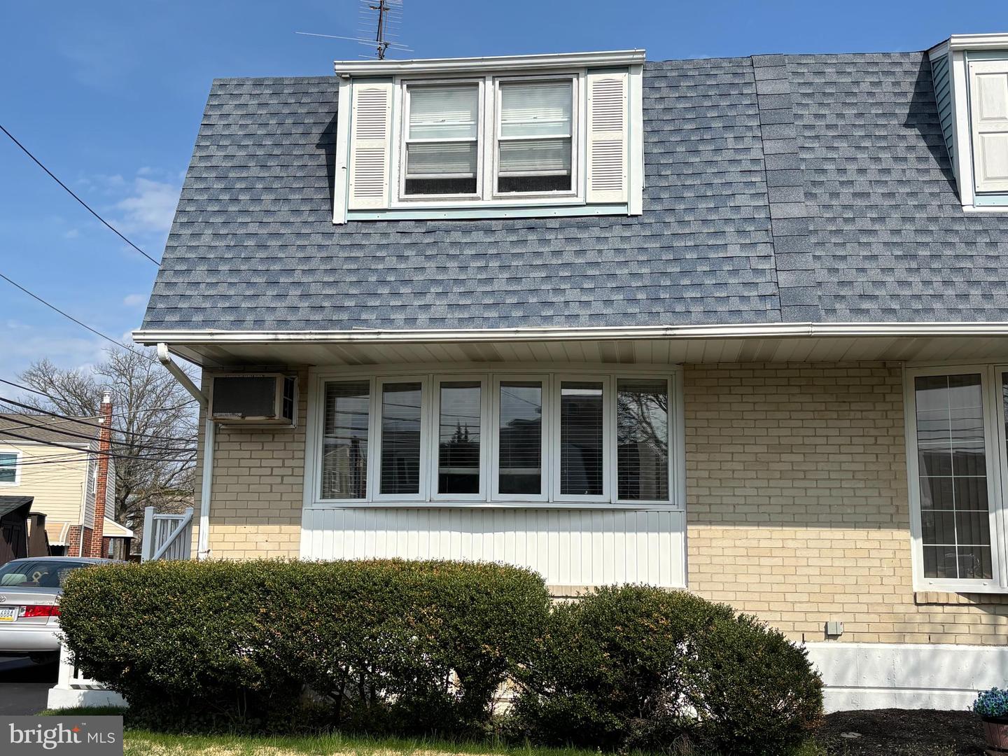 1557 Blackrock Rd Property Photo 2