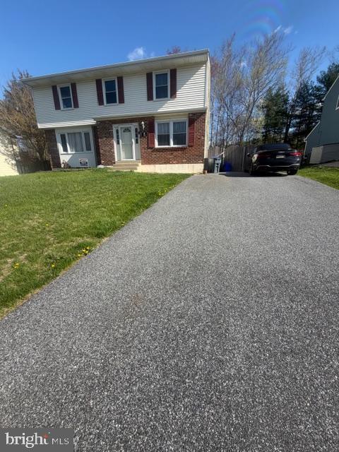 110 Jennifer Way Property Photo 2