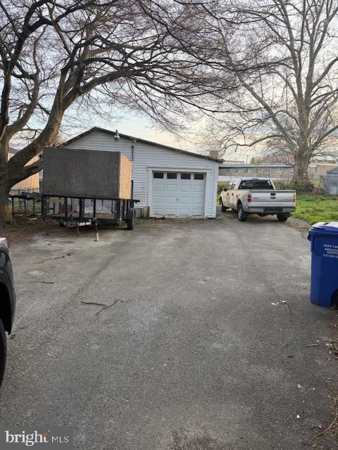 226 E Winona Ave Property Photo 10