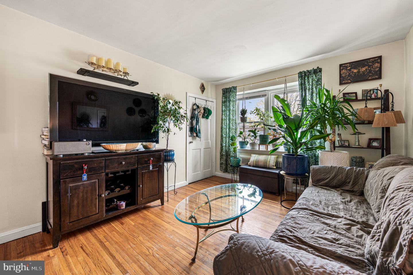 828 Derwyn Rd Property Photo 15
