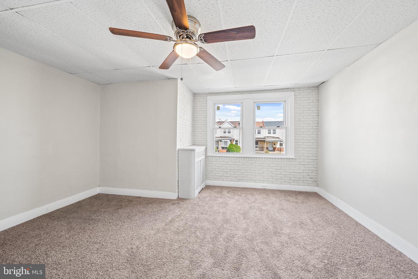 128 Whitely Ter Property Photo 17