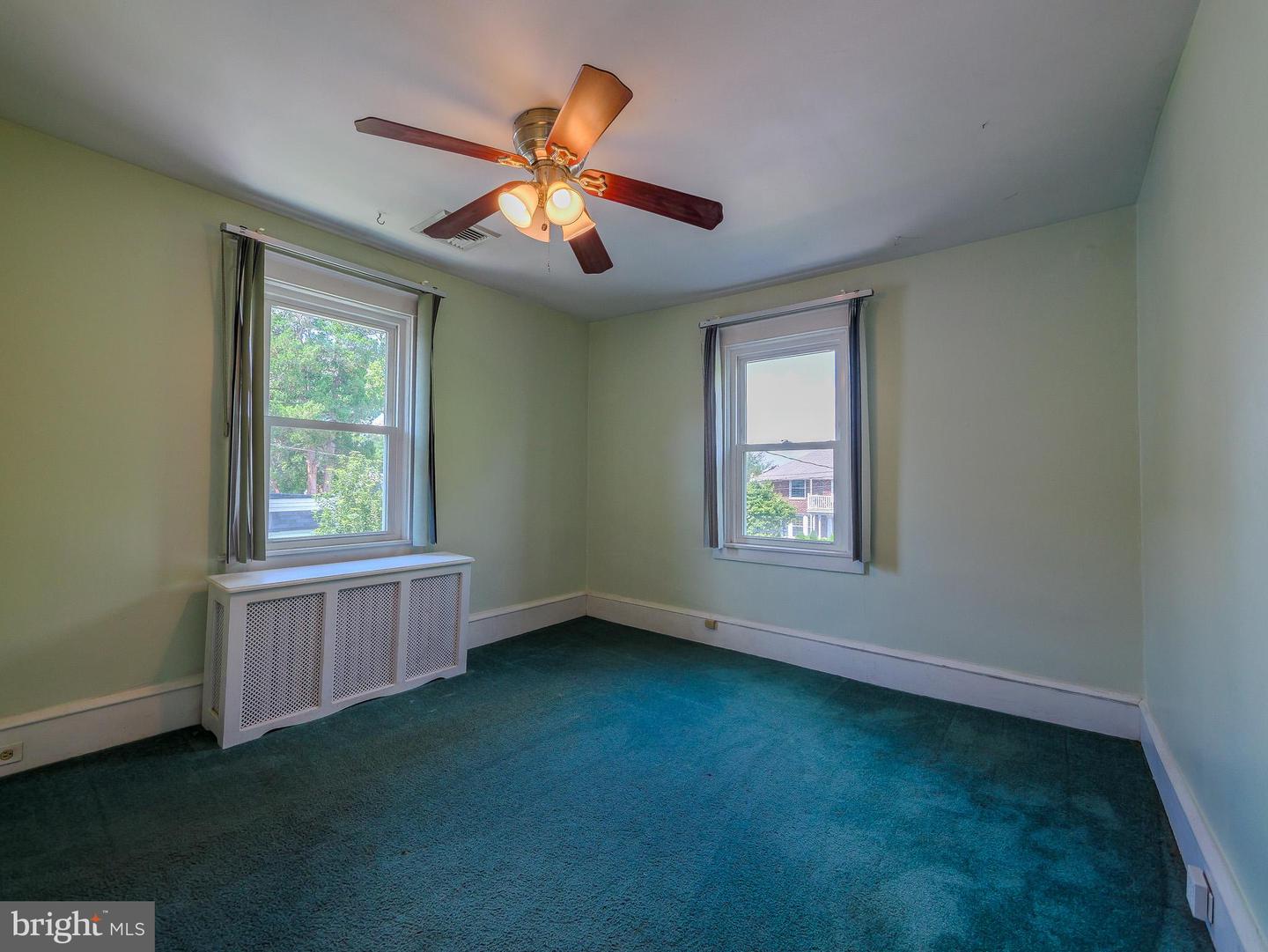 738 Foss Ave Property Photo 35