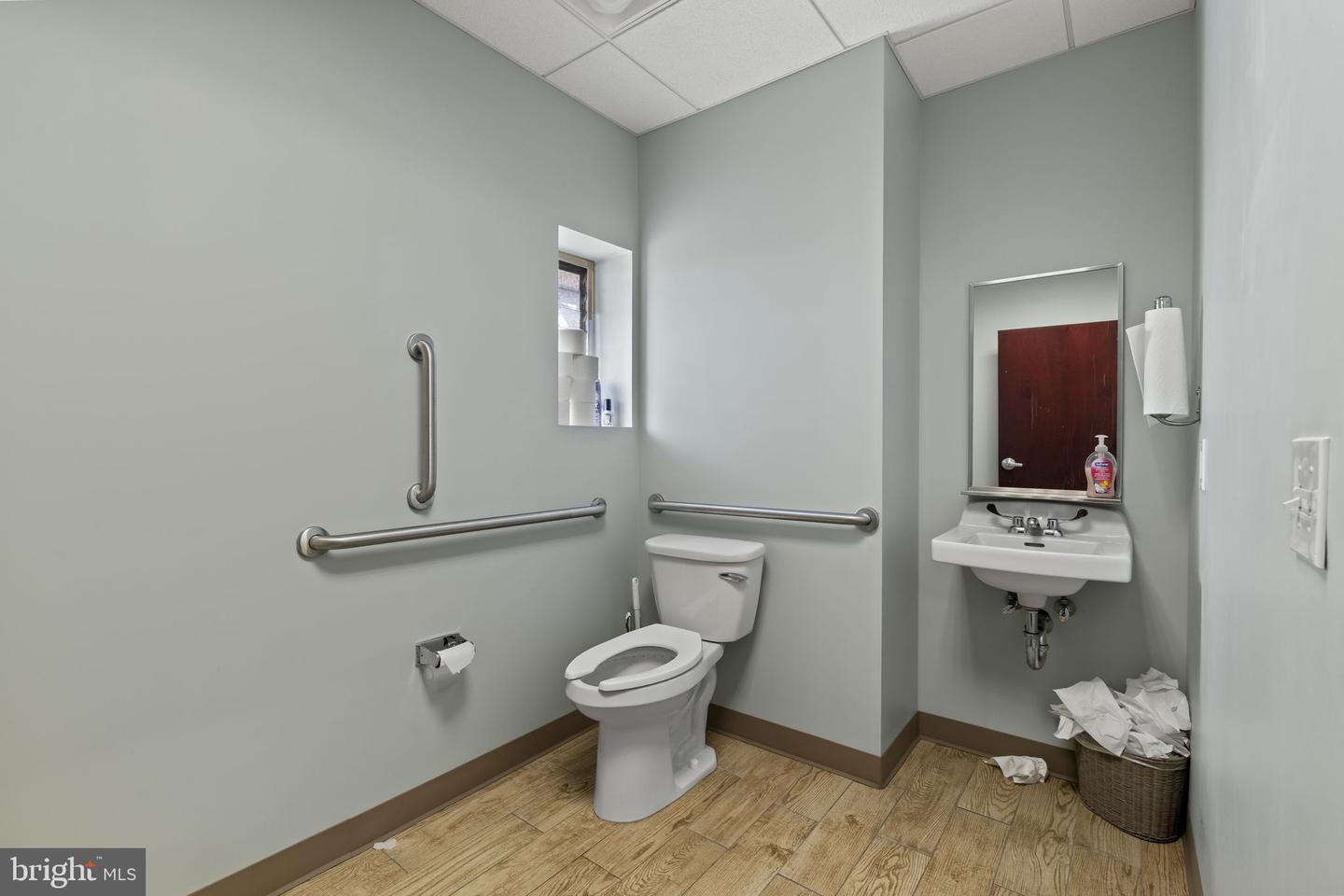4000 Edgmont Ave Property Photo 17