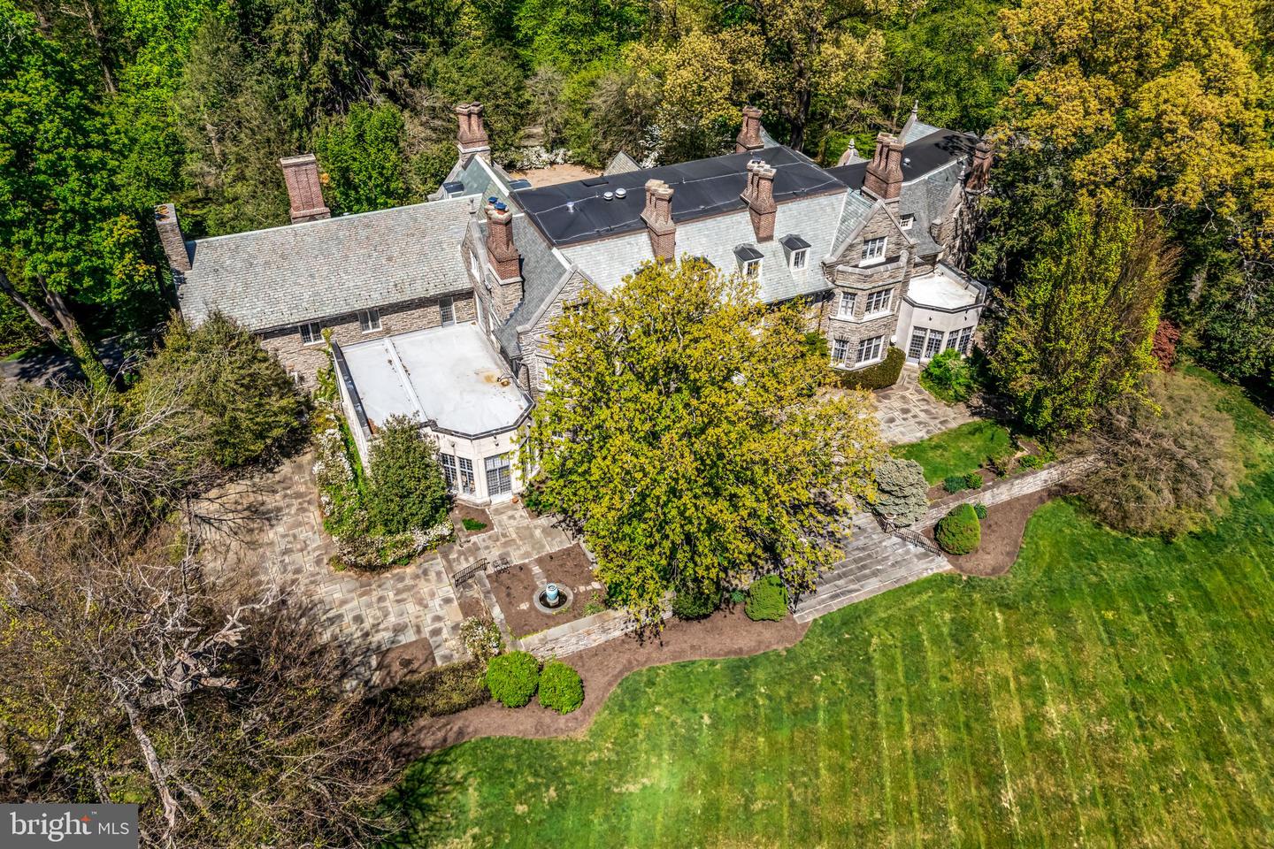 Saint Davids Property Photo 4