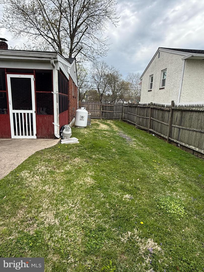 2614 Osborne St Property Photo 27
