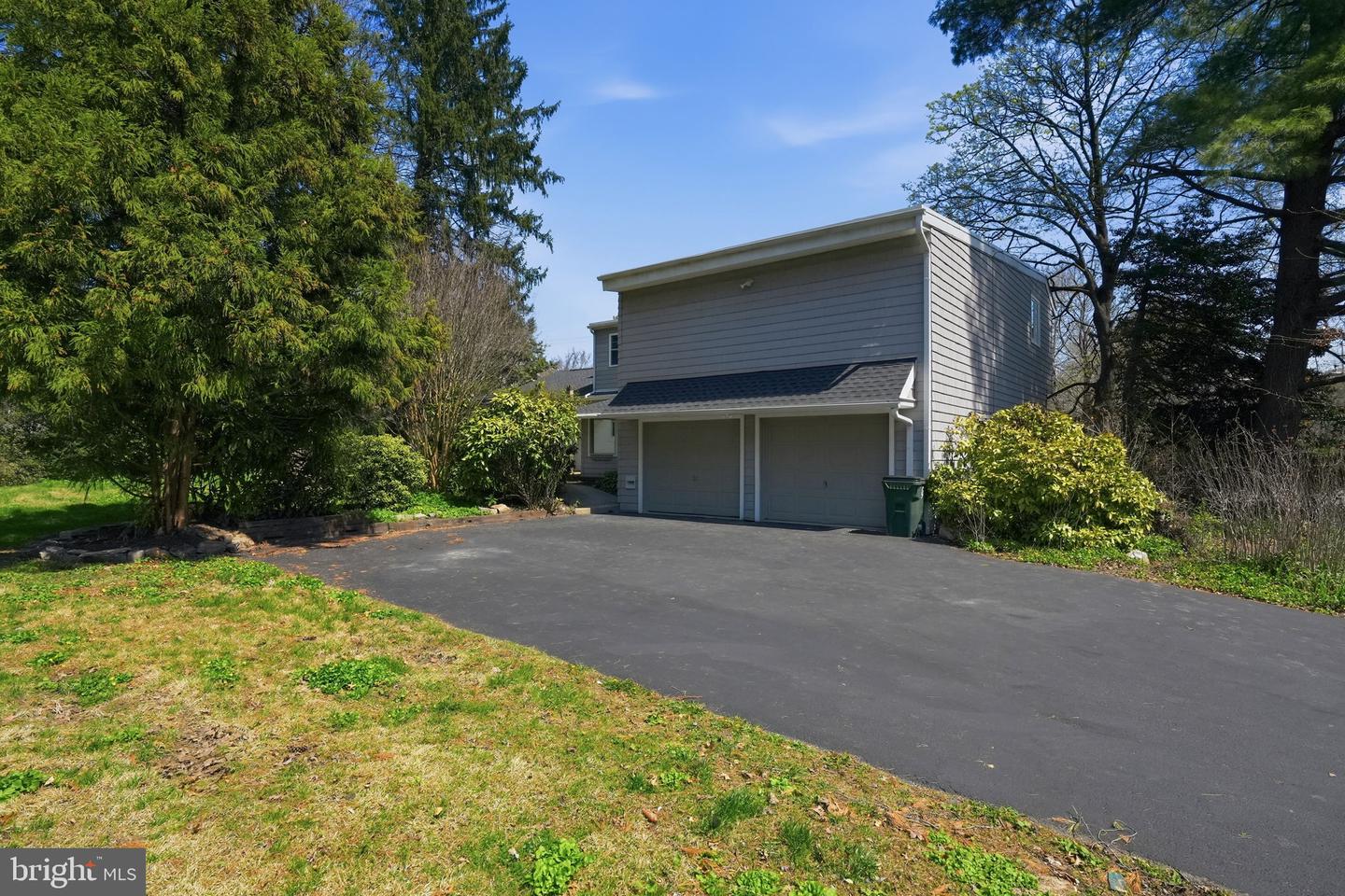 409 S Providence Rd Property Photo 14
