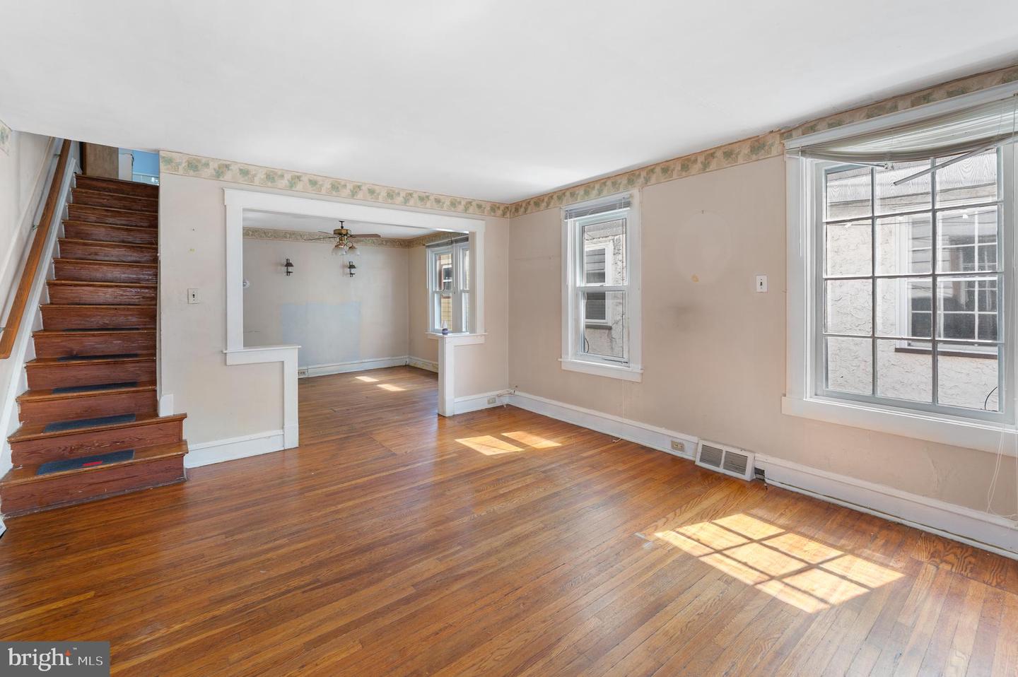 59 N Penn St Property Photo 3