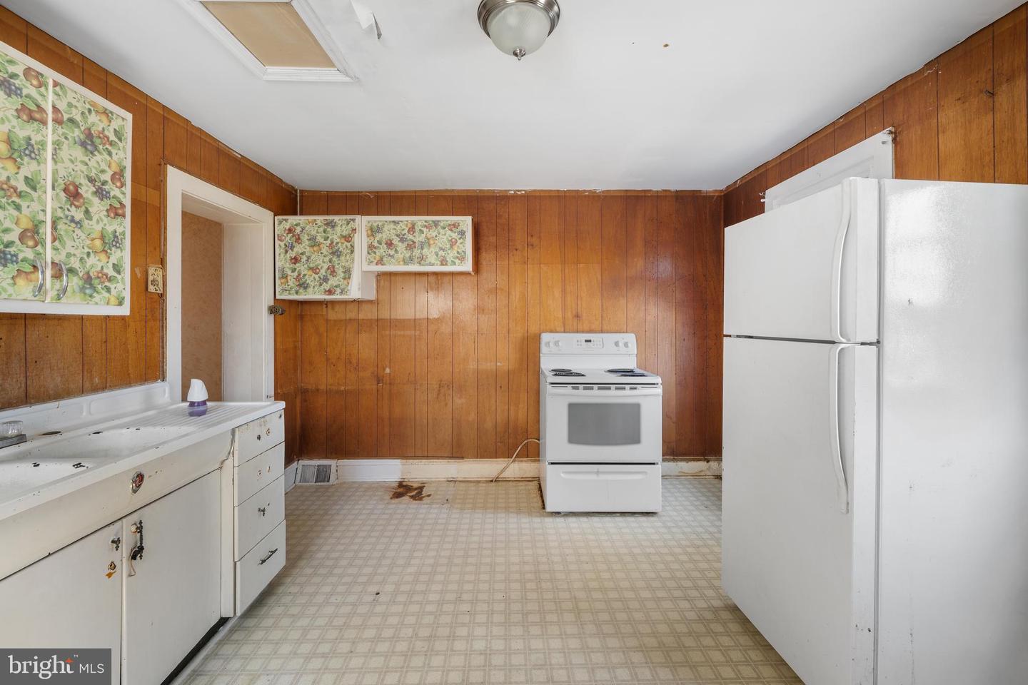 59 N Penn St Property Photo 8