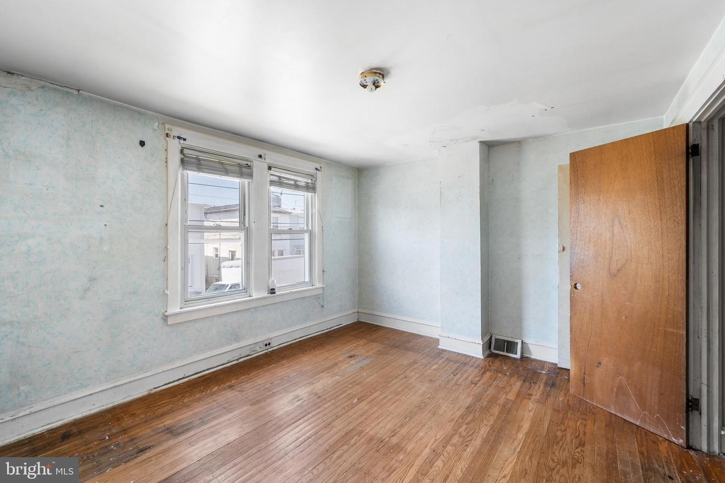 59 N Penn St Property Photo 10