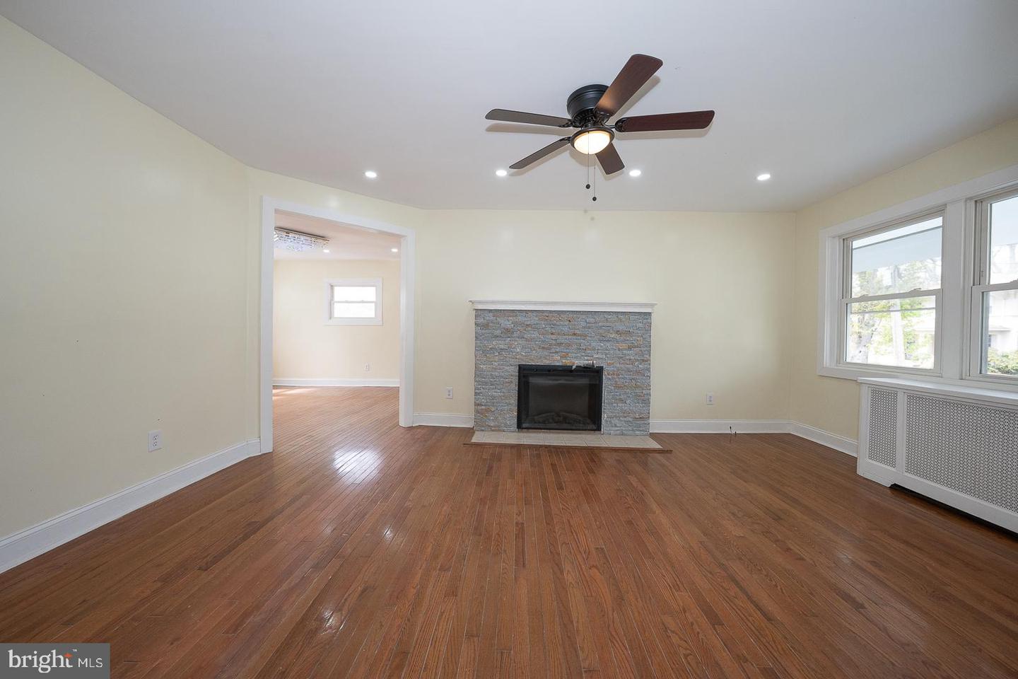3638 Rosemont Ave Property Photo 11