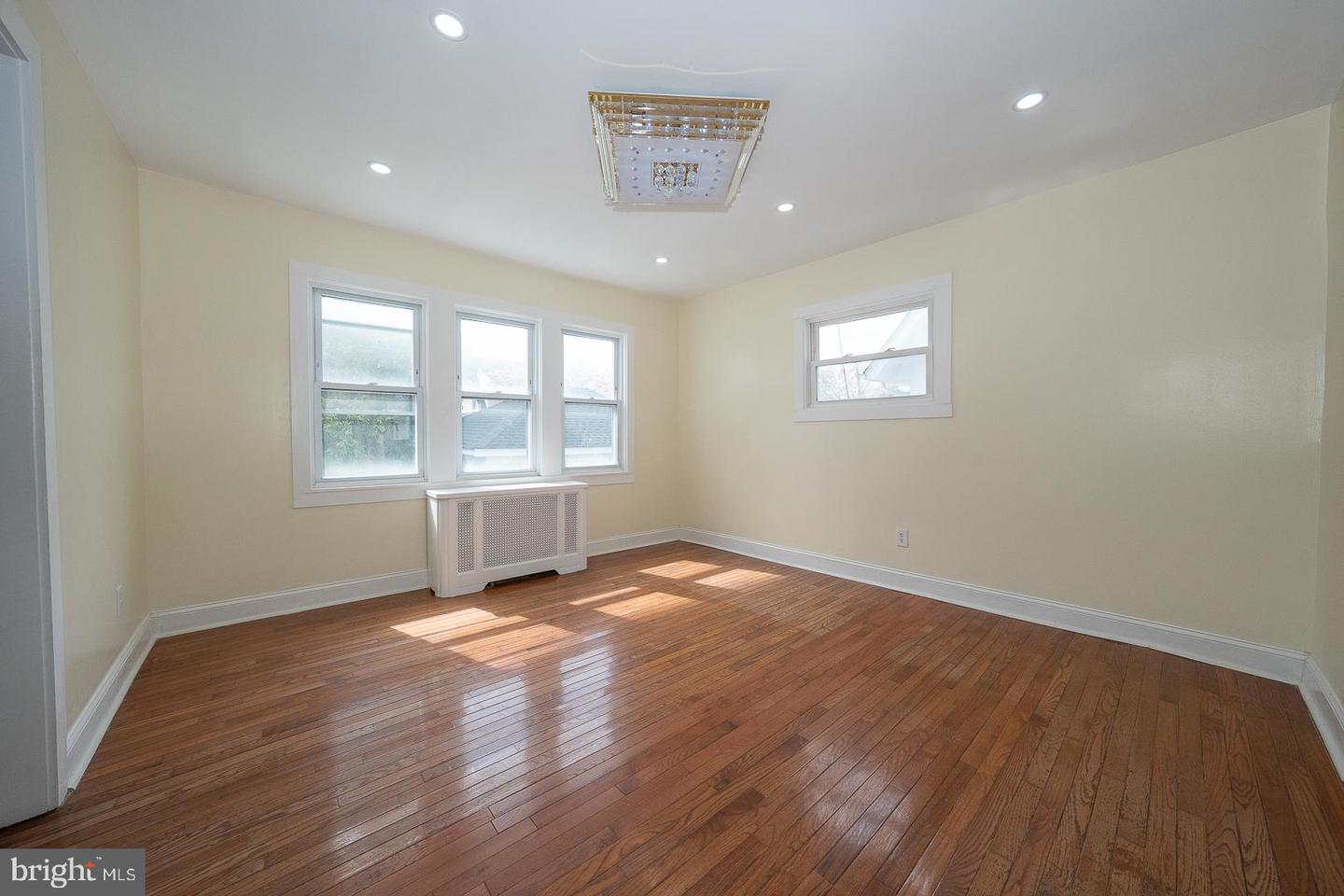 3638 Rosemont Ave Property Photo 15