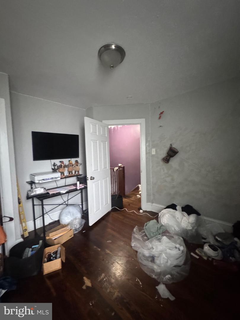 128 St Charles St Property Photo 14