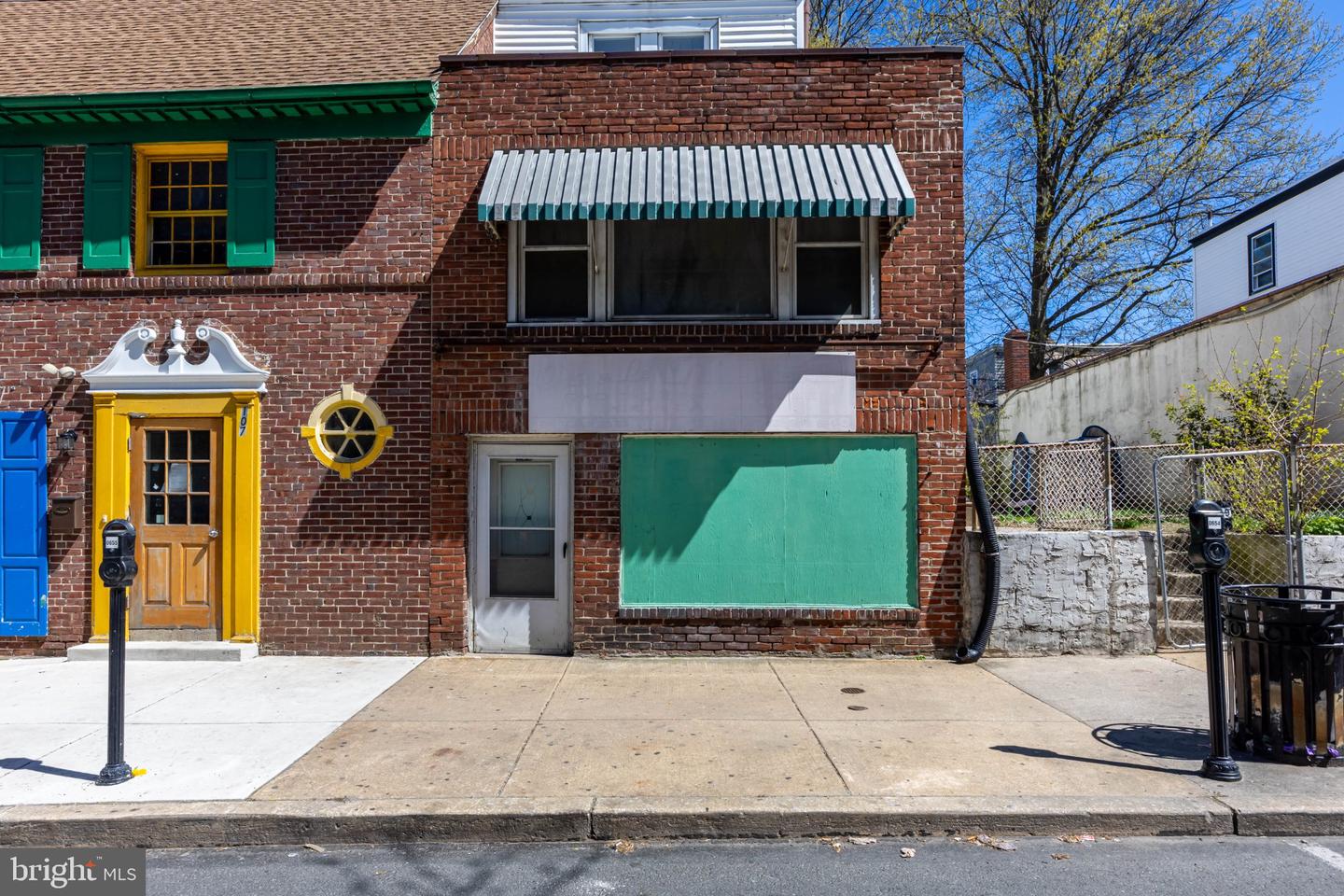 109 LONG LN Property Photo 1