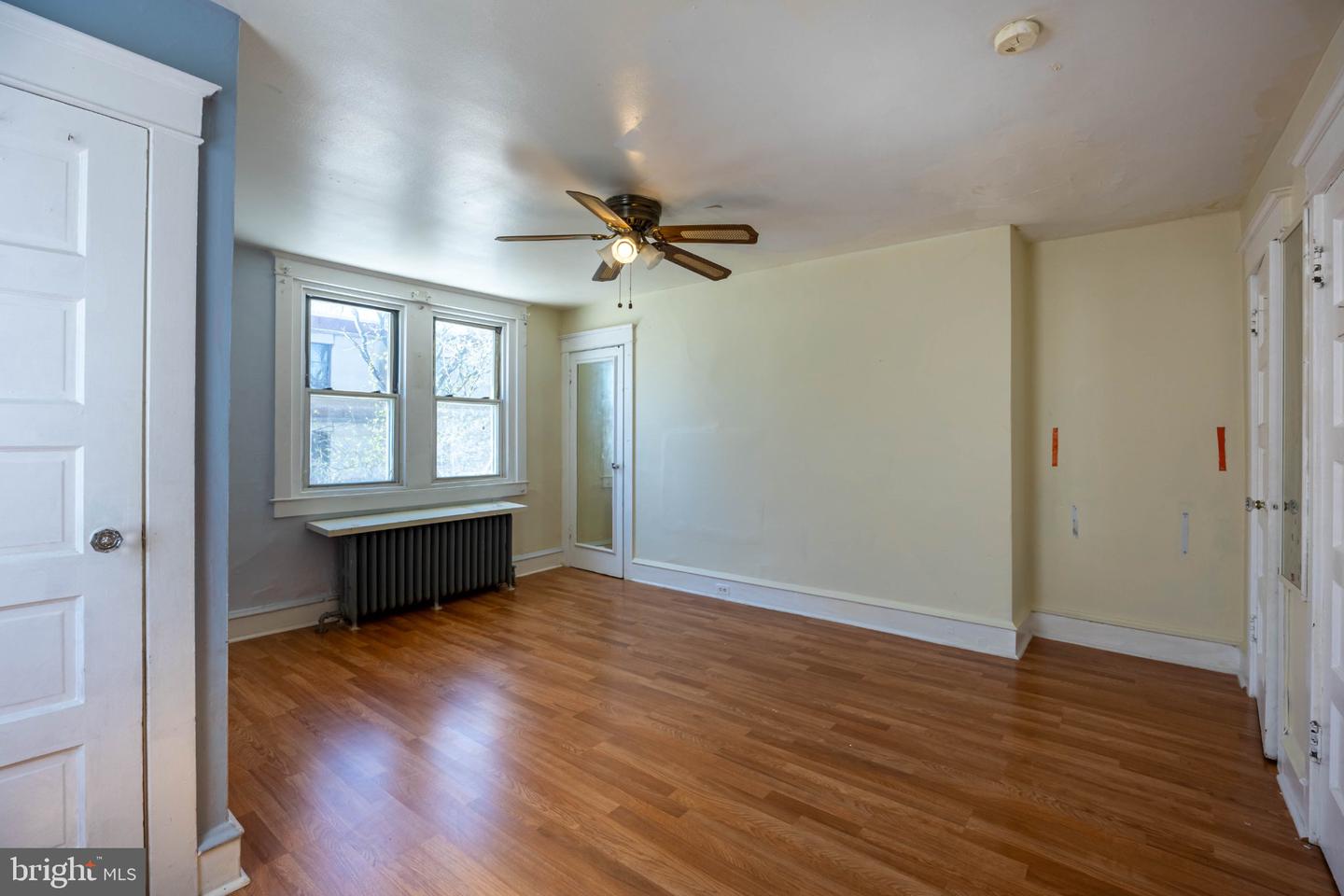 109 Long Ln Property Photo 28