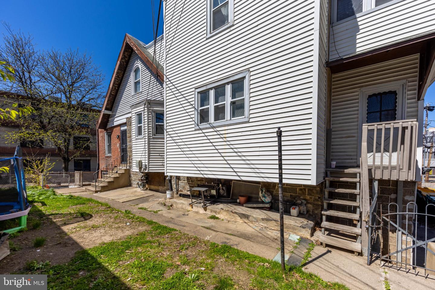 109 Long Ln Property Photo 31
