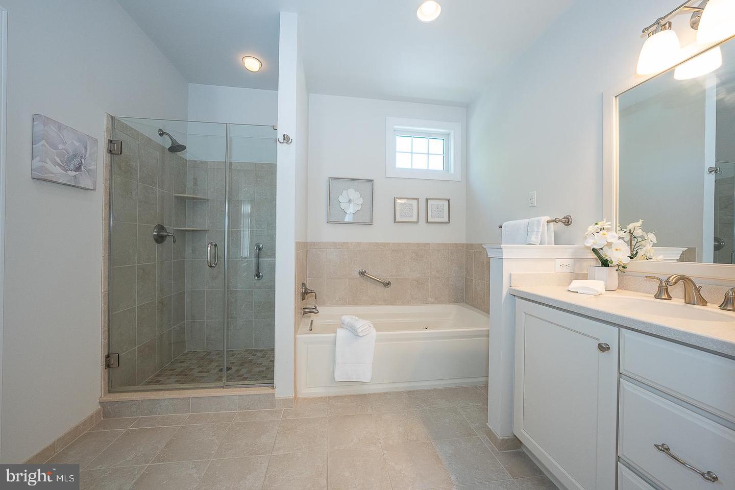 3708 Liseter Gdns Property Photo 24