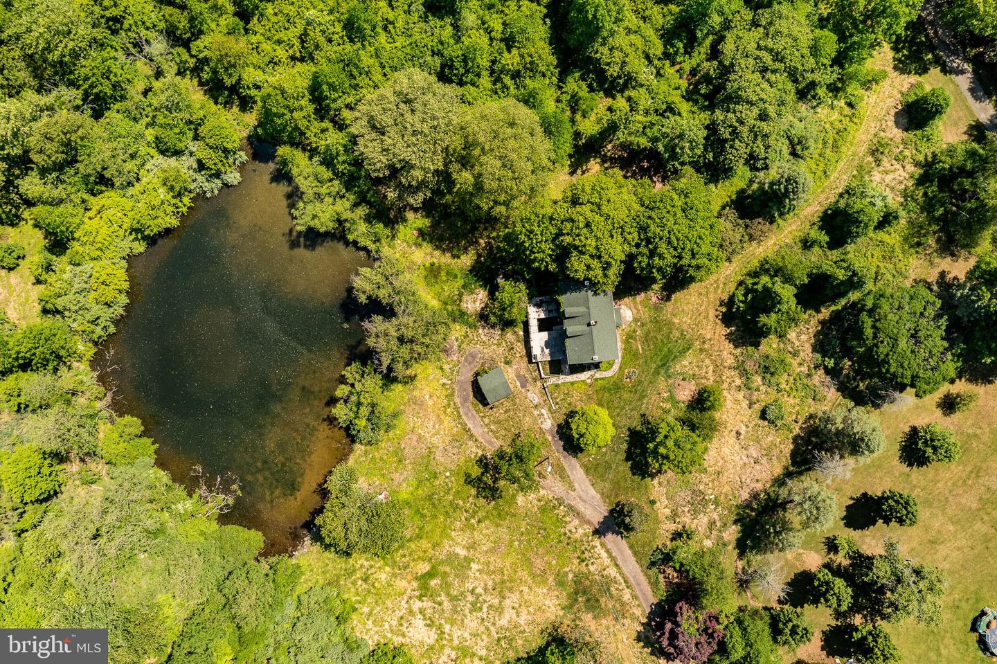 158 Locksley Rd Property Photo 1