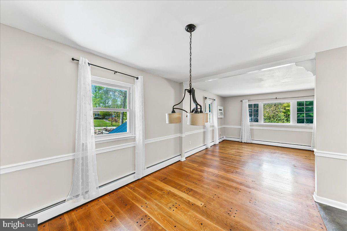 225 Chestnut St Property Photo 10