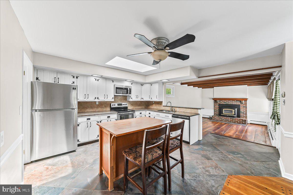 225 Chestnut St Property Photo 14