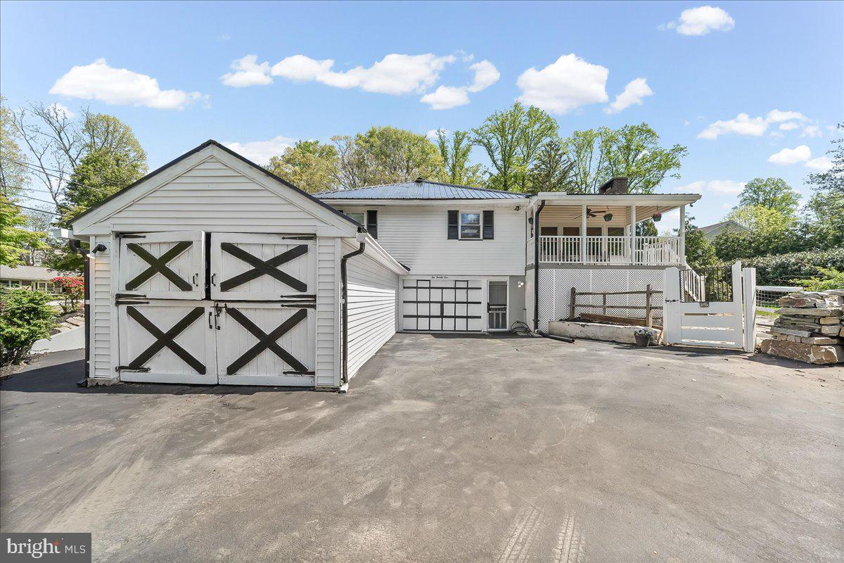 225 Chestnut St Property Photo 42