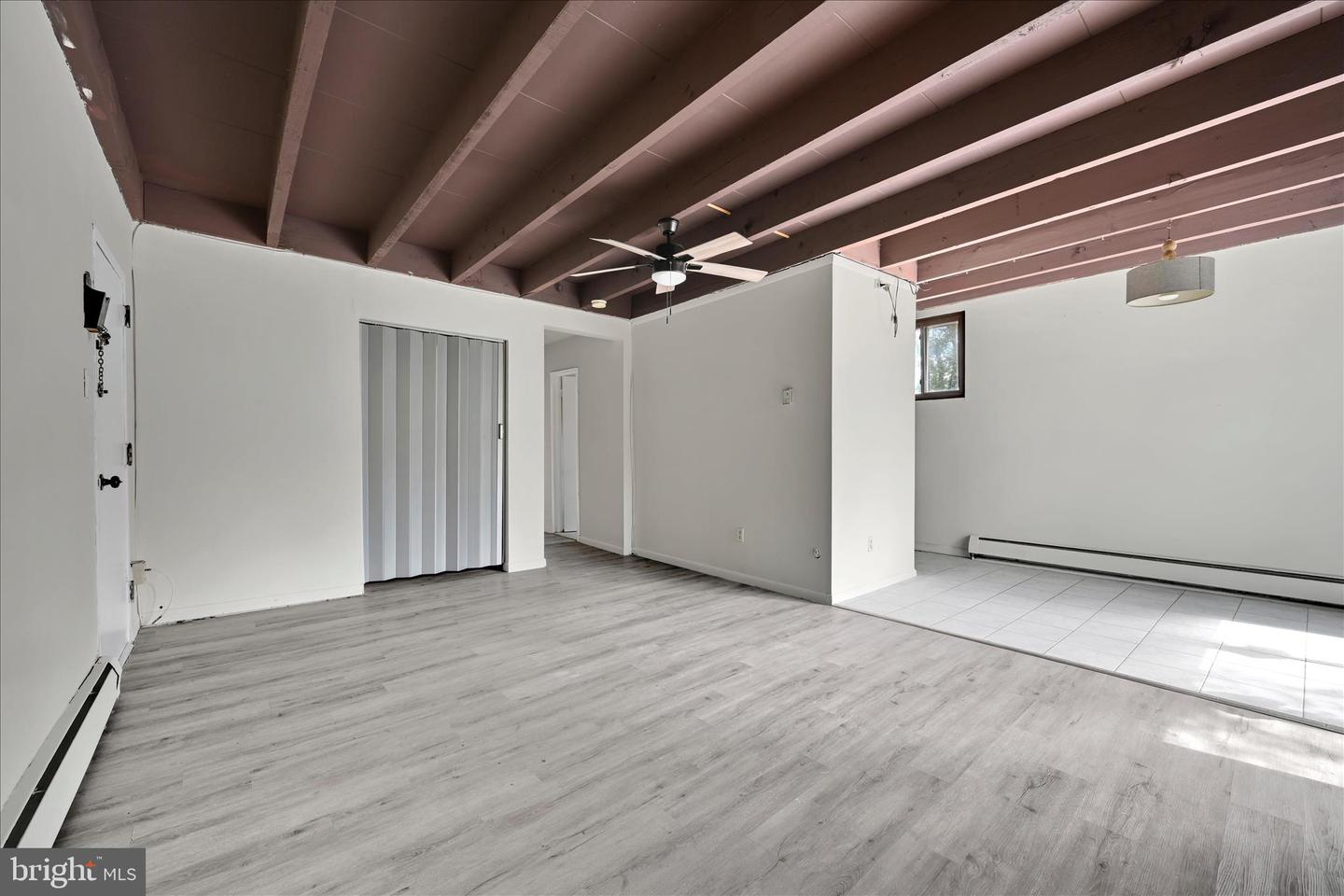 100 E Glenolden Ave #p12 Property Photo 6