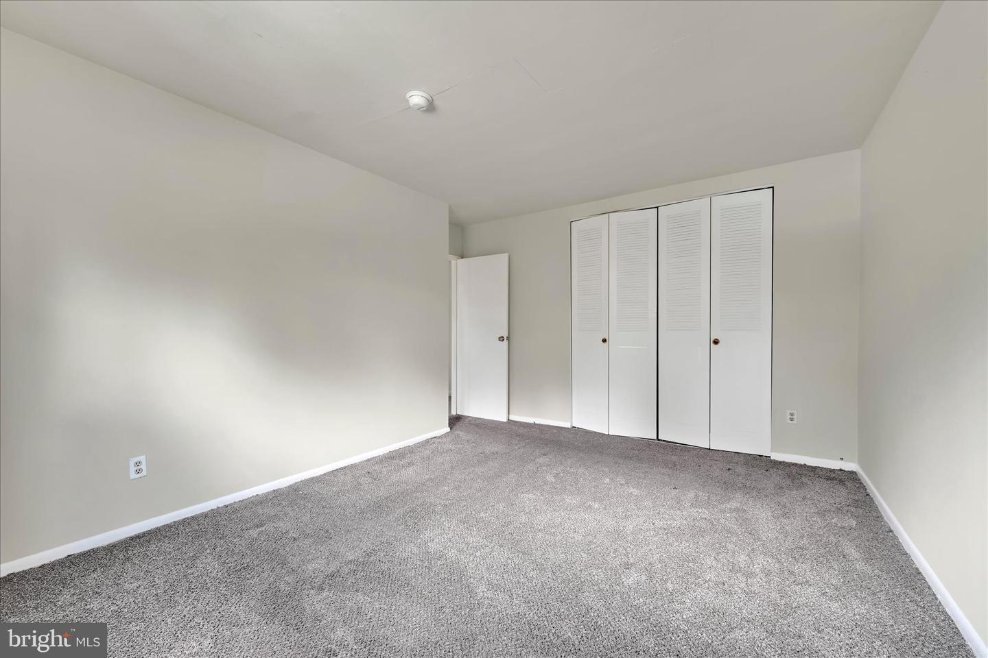 100 E Glenolden Ave #p12 Property Photo 14