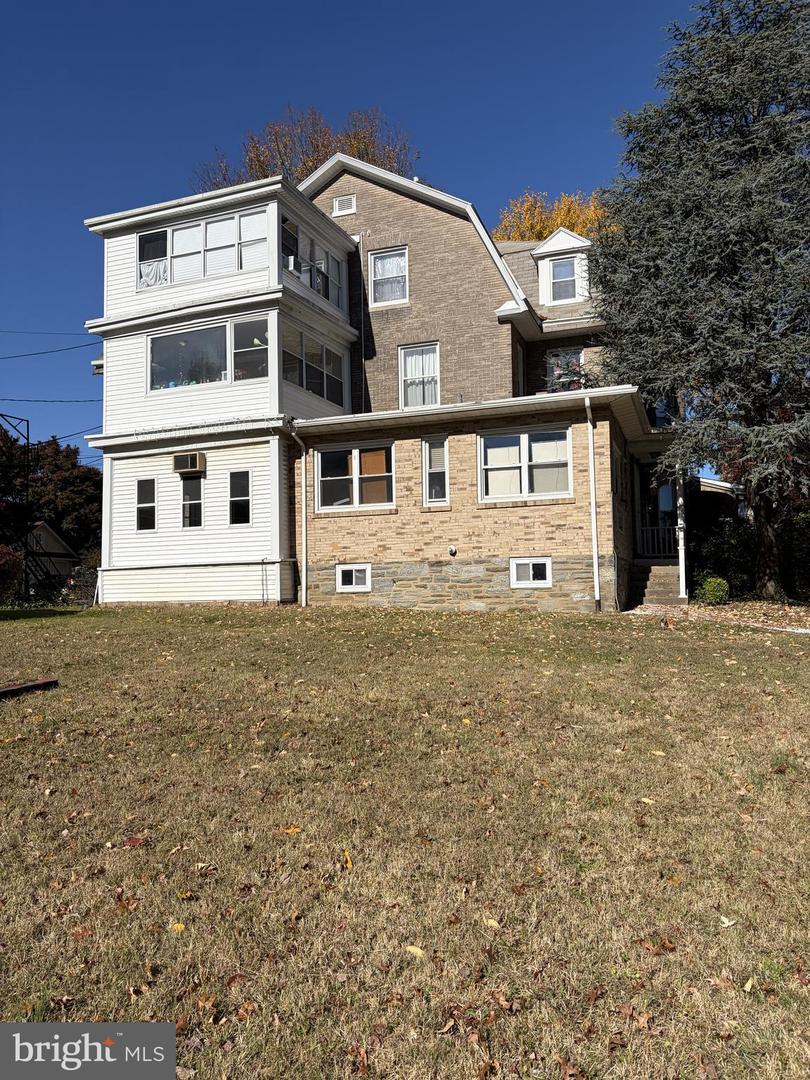8 Runnemede Ave Property Photo 1