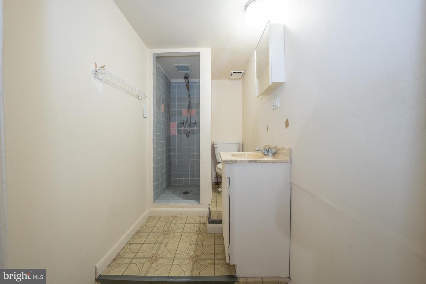 1305 Center Rd Property Photo 30