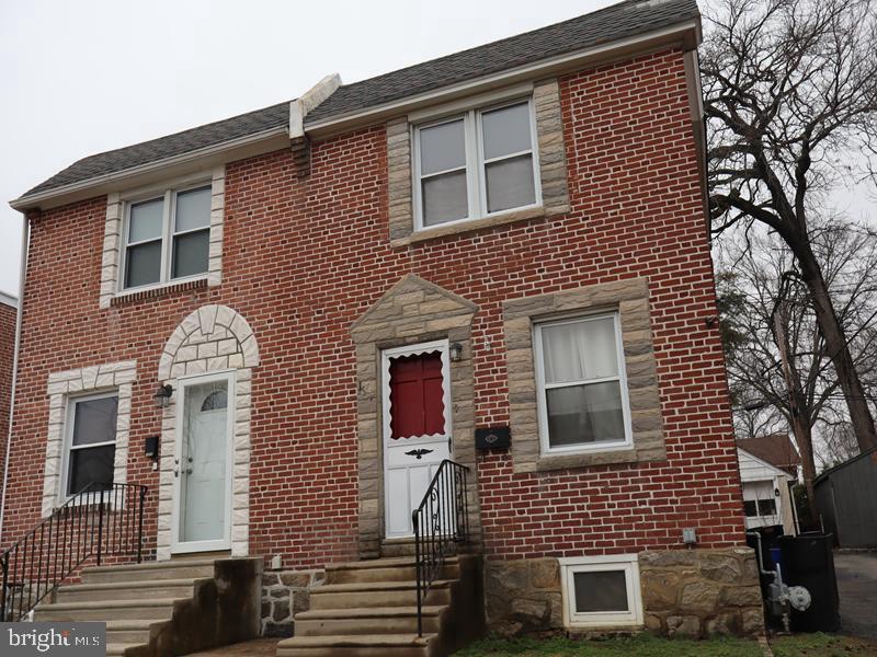 1607 Washington Ave Property Photo 3
