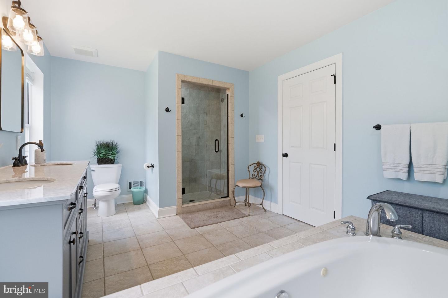 809 Shavertown Rd Property Photo 42