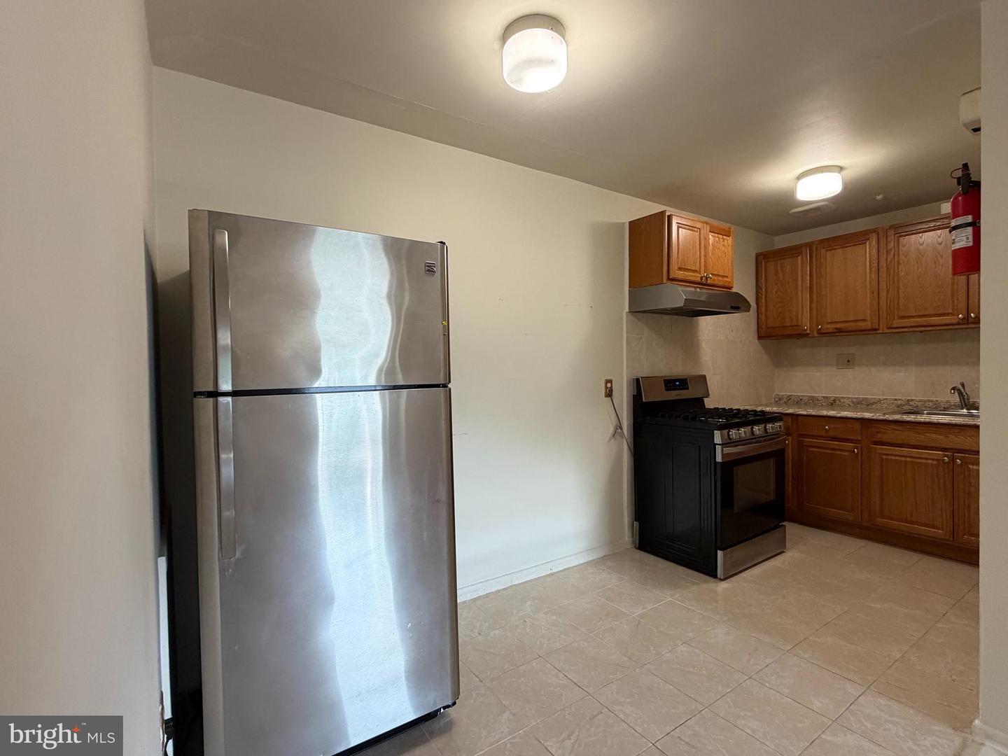805 W Chester Pike #rear (2nd Floor) Property Photo 1