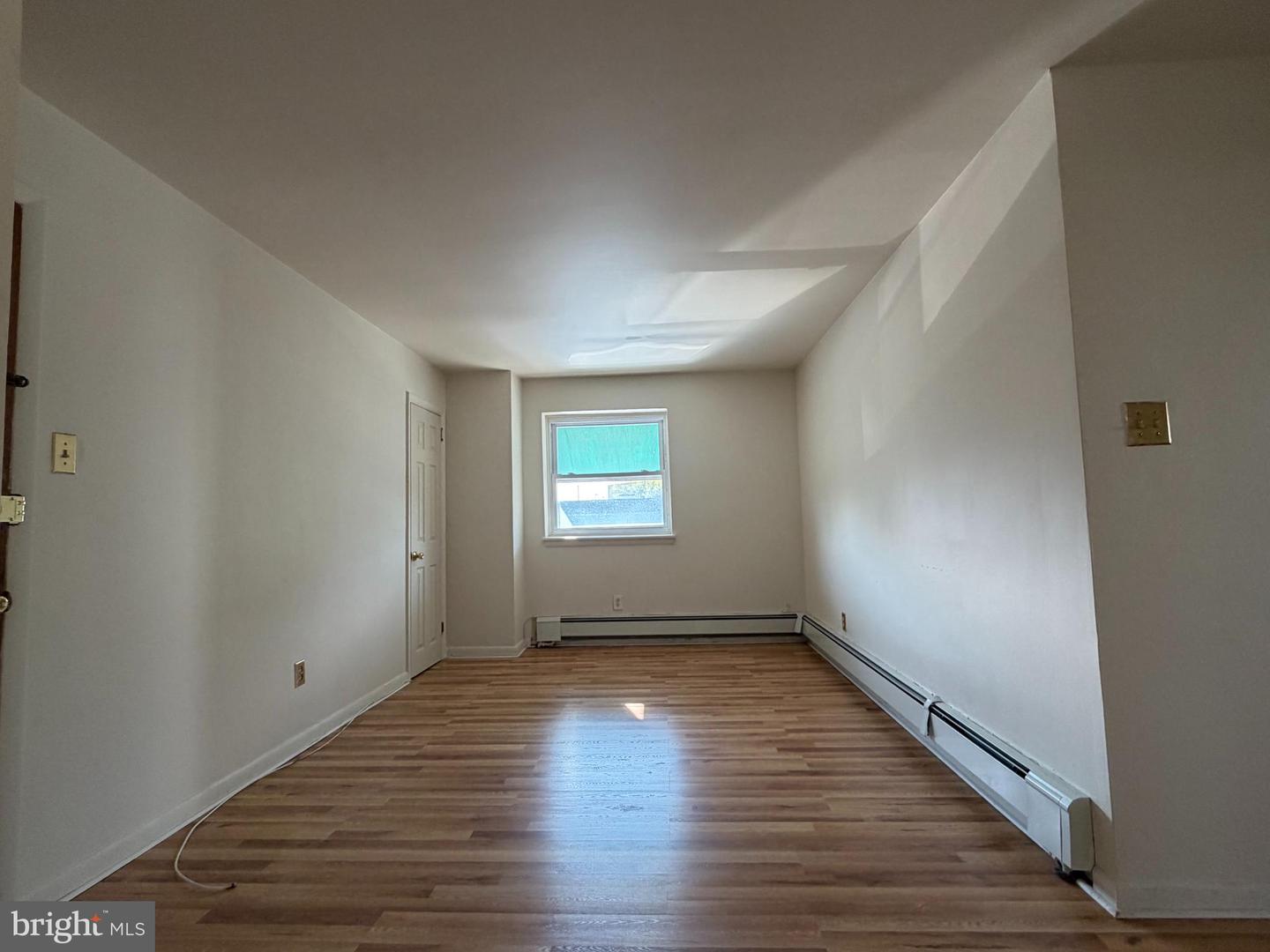 805 W Chester Pike #rear (2nd Floor) Property Photo 5